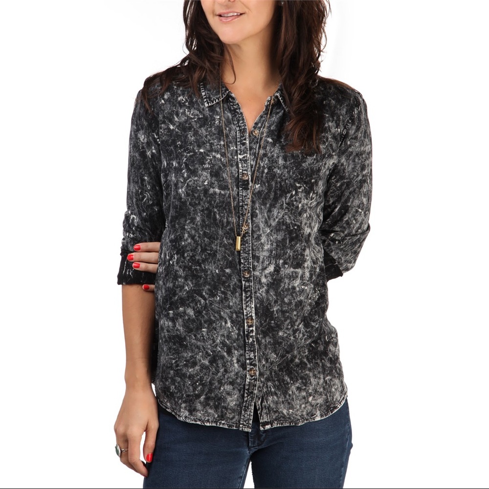 Acid wash grey shirt Volcom